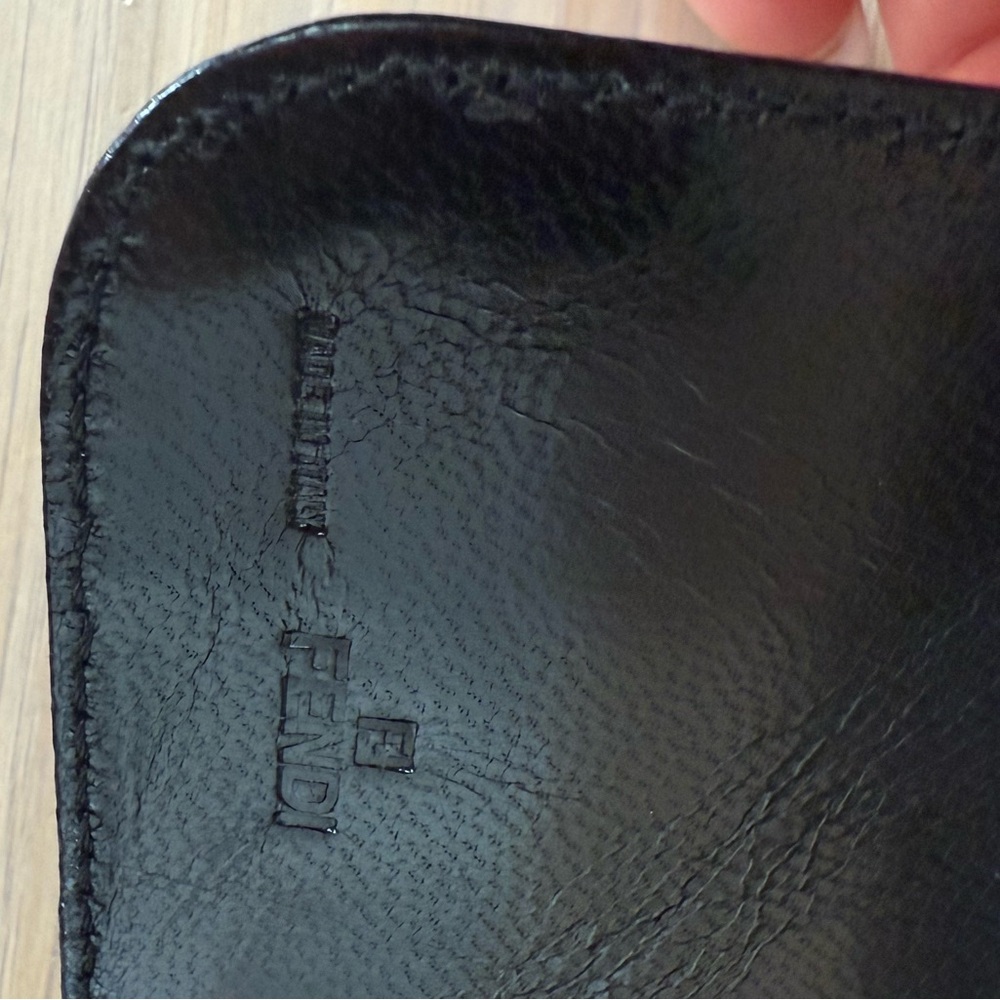 Fendi- Authentic Rare Vintage Leopard Print and black leather  Zip Wallet - Picture 4 of 12